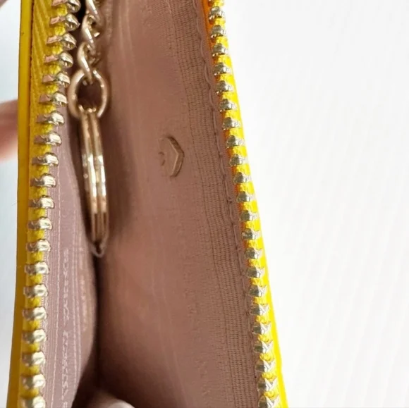 On A Roll Zip Cardholder - Picture 5 of 7